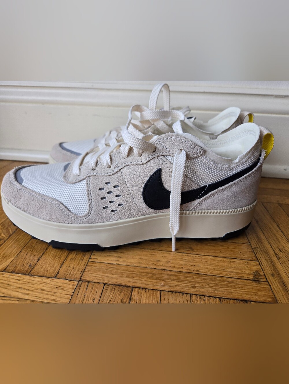 Brand New Men's Nike Suede & Mesh Trainer in Off-White with Black Swoosh